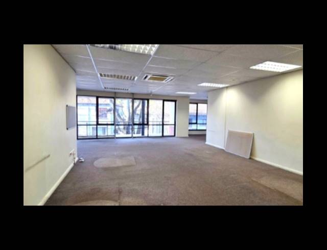 244M² OFFICE FOR SALE IN SANDTON CENTRAL